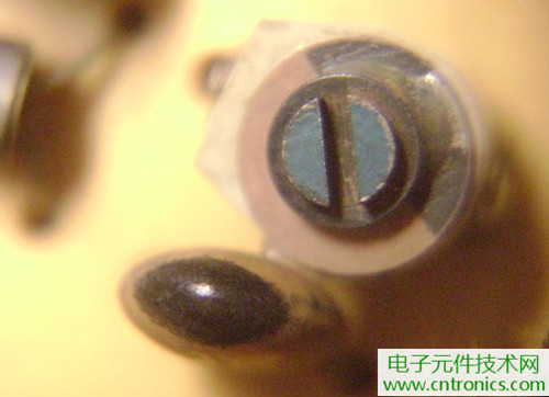 拆個老古董，日本精工石英電子掛鐘拆解