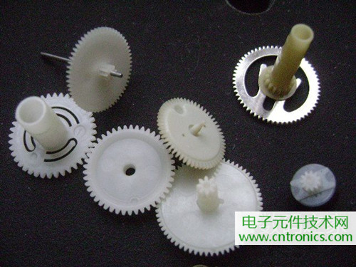 拆個老古董，日本精工石英電子掛鐘拆解