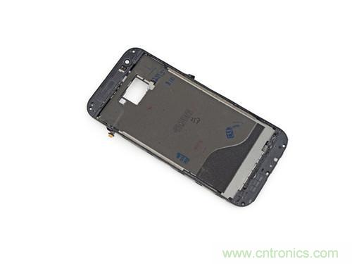 牛人強拆！新HTC One(M8)真機精密做工難修理