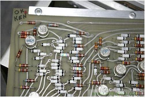 經典懷舊拆解！歷史彌留的可編程科學計算器 from 1966