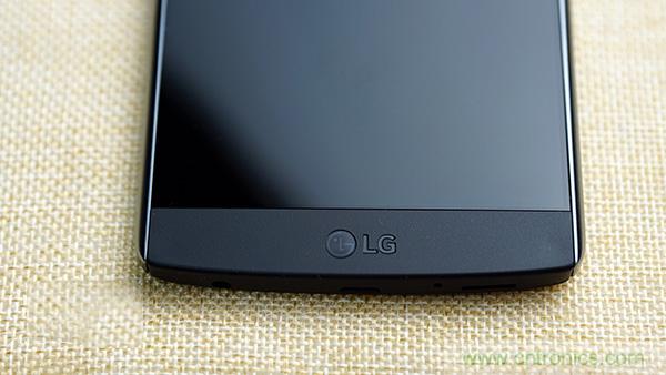業(yè)界良心 LG V10 評(píng)測(cè):剛毅、冷峻，不失人性化