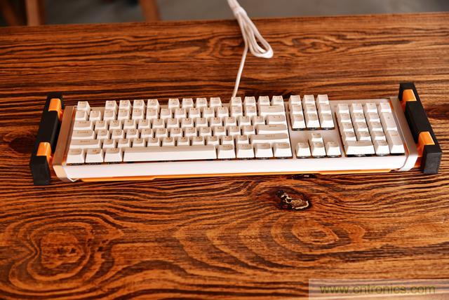 左手寫愛，右手寫他——從此鍵盤鼠標(biāo)不分家！