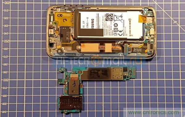 三星S7手機僅靠粘膠防水,也是沒“sei”了!