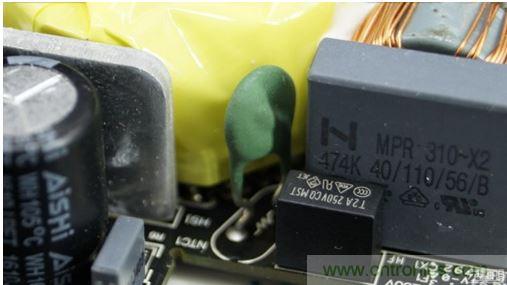69元小米4口USB充電器詳細拆解，看完你也能DIY一個