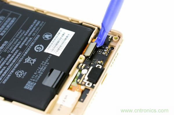 小米手機(jī)4S超詳細(xì)拆解:內(nèi)外硬件大升級