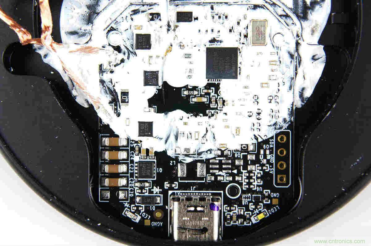 拆解對比：系出同門，小米、紫米無線充電器的差別有多大？