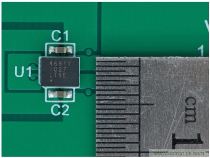 3.6V輸入、雙路輸出µModule降壓穩(wěn)壓器以3mm × 4mm小尺寸為每通道提供2A電流
