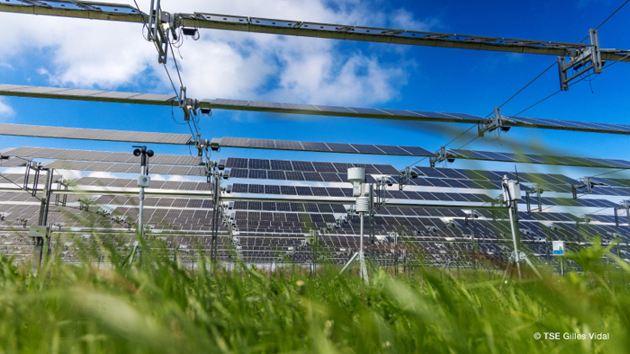 意法半導體與TSE達成15年太陽能供電協議,為法國工廠注入“陽光動力” 意法半導體與TSE達成15年太陽能供電協議,為法國工廠注入“陽光動力”